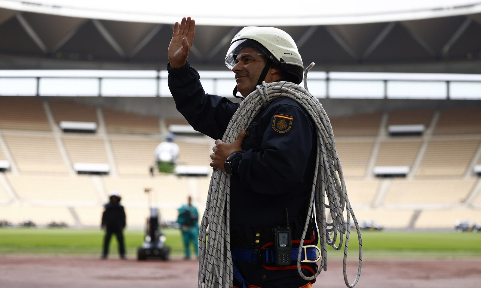 La exhibición de la Policía Nacional en el Estadio de la Cartuja, en imágenes