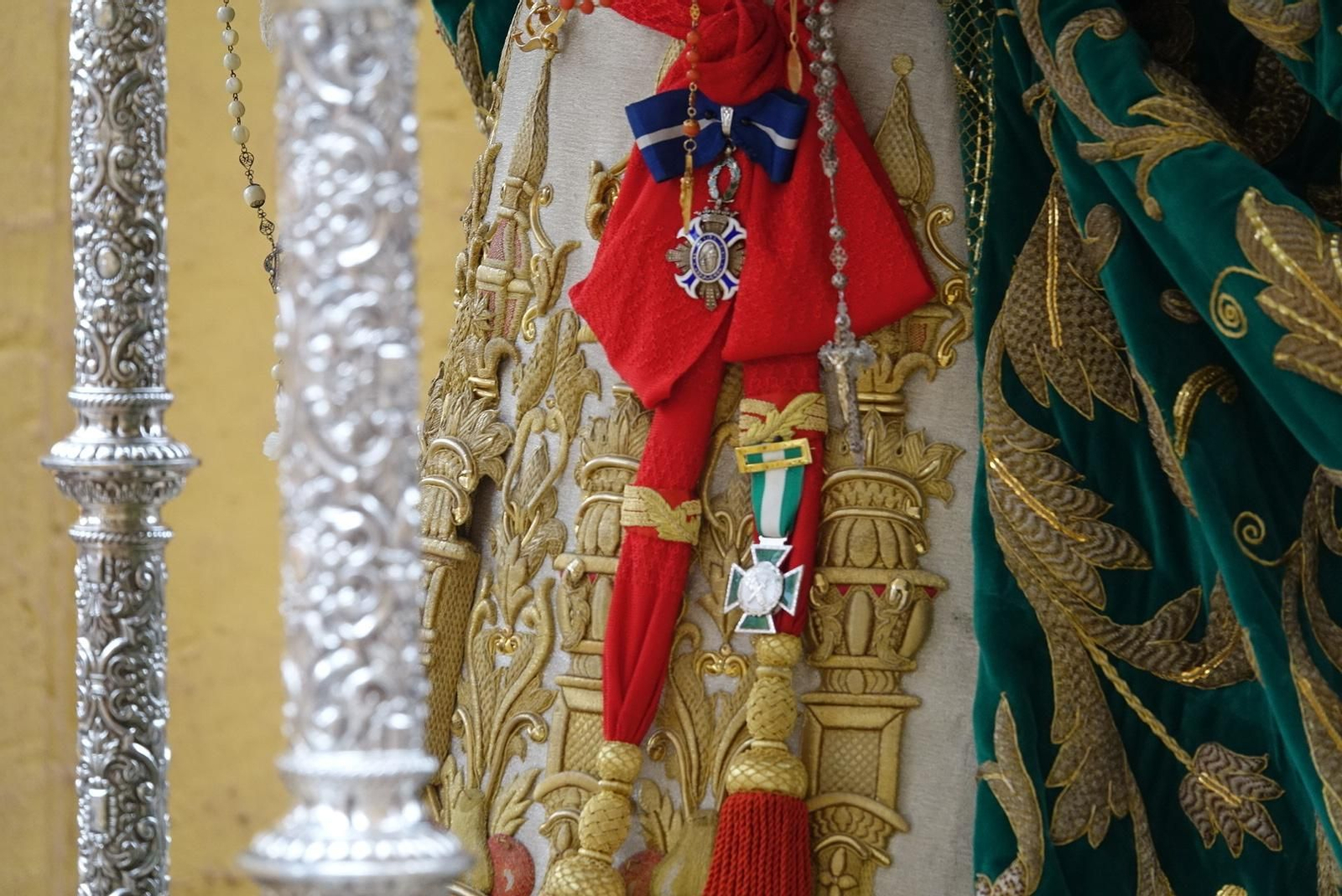 Las fotos de Estudiantes, en el Lunes Santo de Málaga