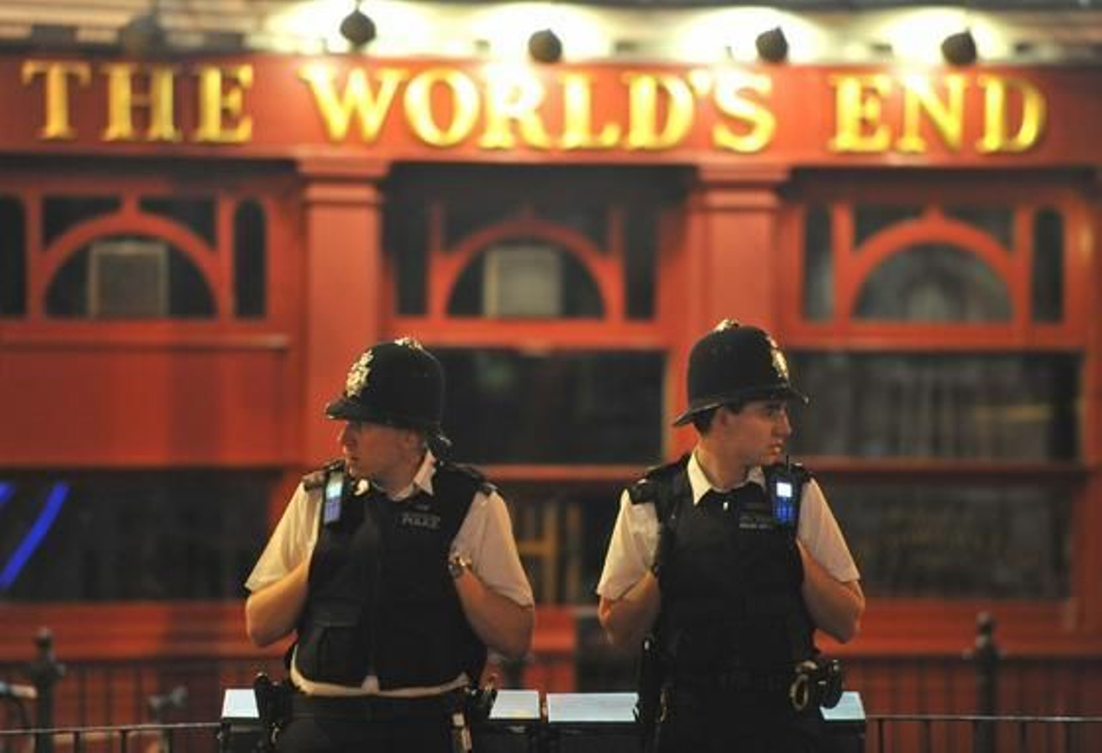Los disturbios se propagan por diversos barrios de Londres y otras ciudades como Manchester, Birmingham y Liverpool.

Foto: Efe