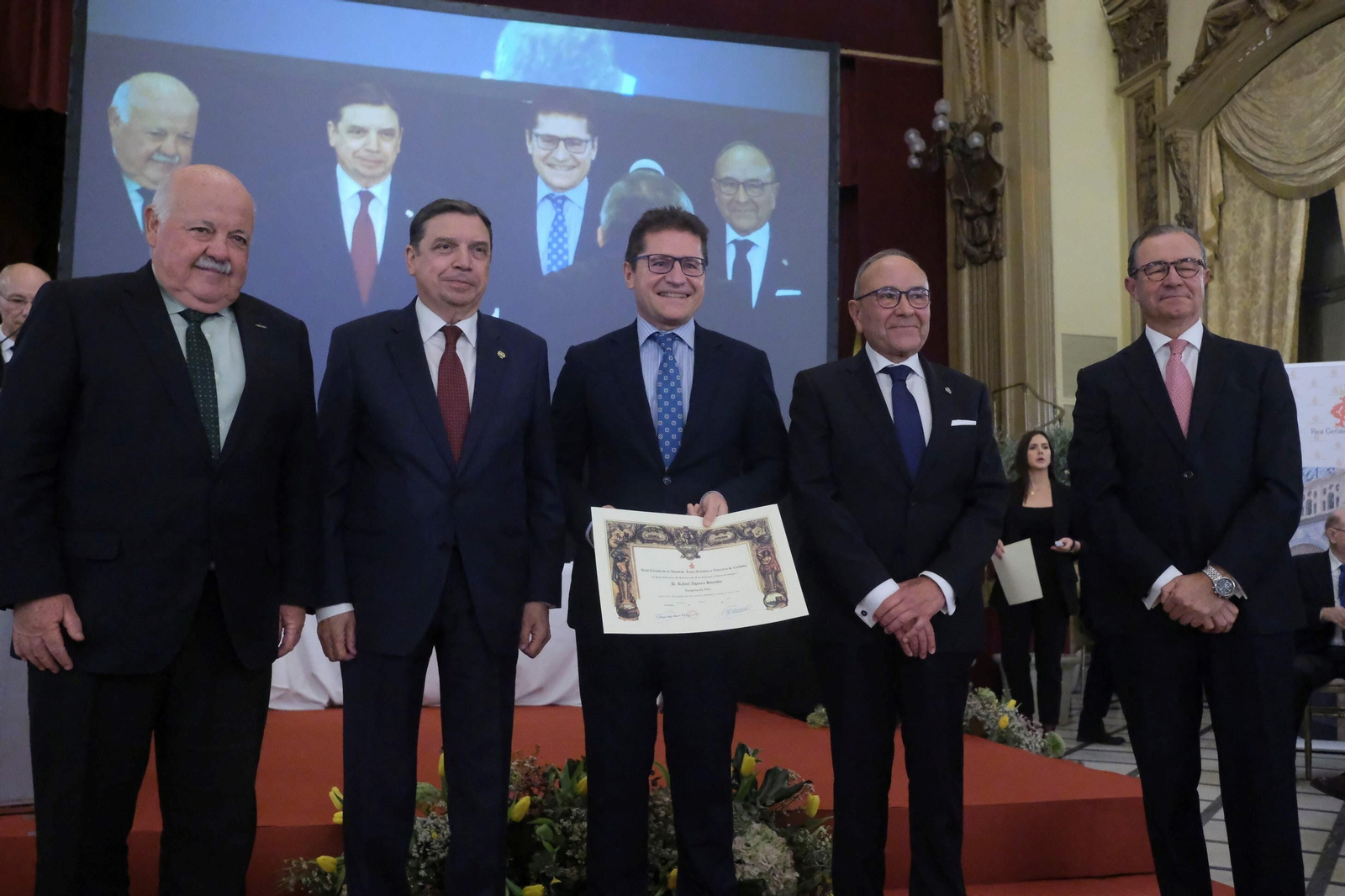 El Real Círculo de la Amistad de Córdoba entrega sus reconocimientos, en imágenes El Real Círculo de la Amistad de Córdoba entrega sus reconocimientos, en imágenes