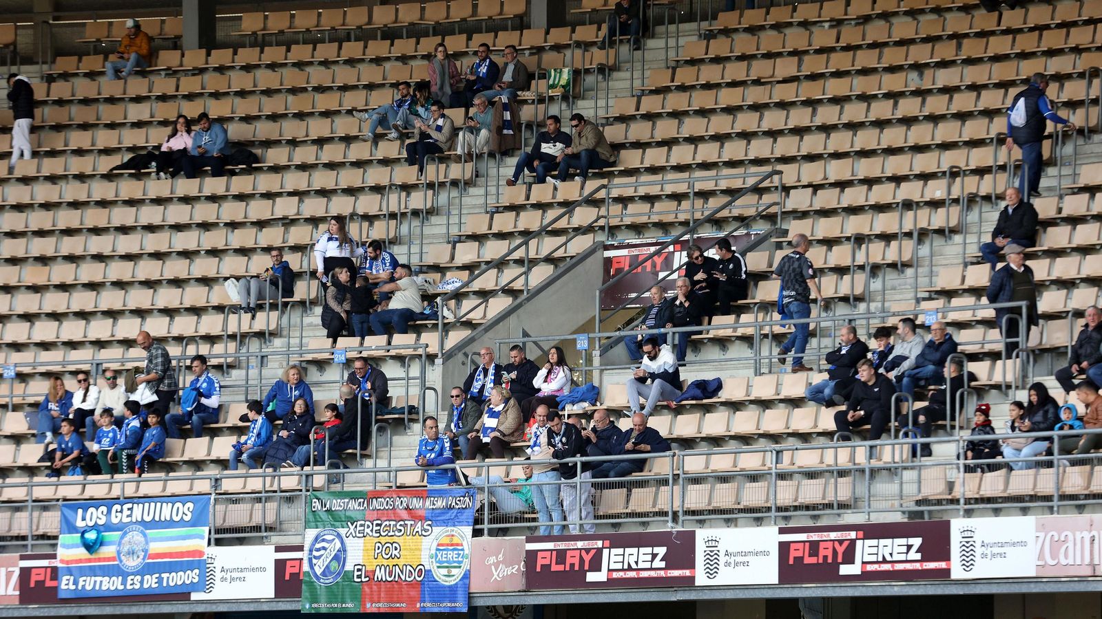 Búscate en el Xerez DFC contra el Águilas FC