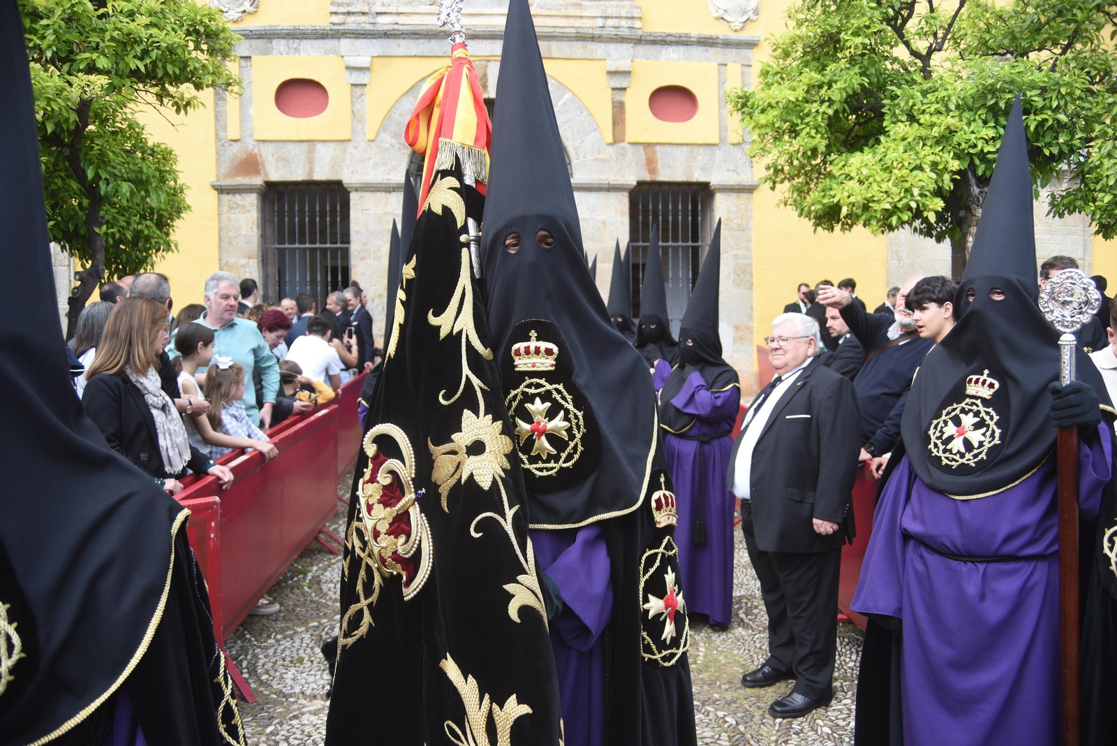 La procesión del Caído en este Jueves Santo de Córdoba, en imágenes