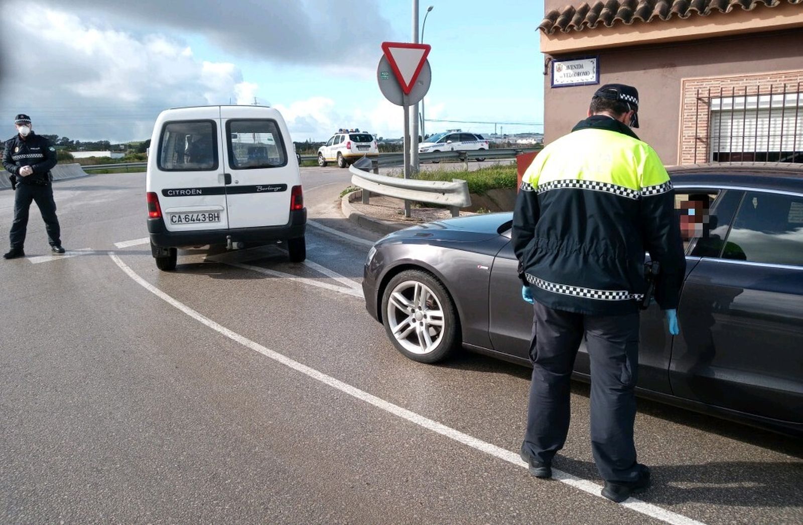 Primera jornada de paralización laboral en Chiclana tras la moratoria de 24 horas