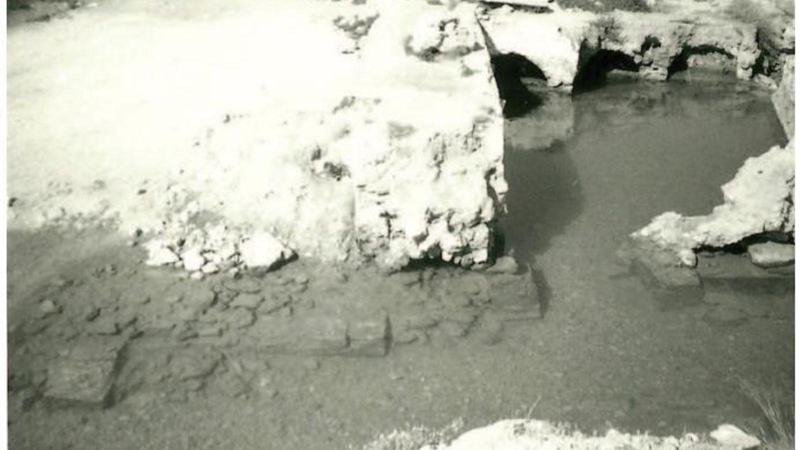 Boletín del Centro de Estudios Pedro Suárez, Estudios sobre las comarcas de Guadix, Baza y Huéscar, Monográfico de Balneario y Baños Árabes