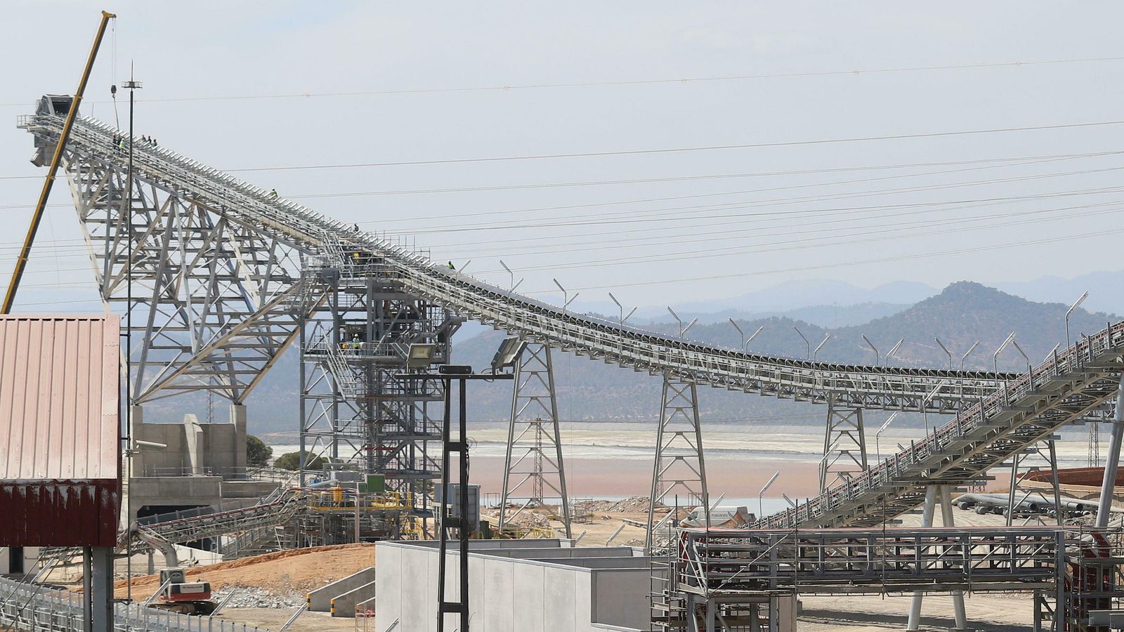 Estructura del nuevo proyecto de modernización de la compañía minera.