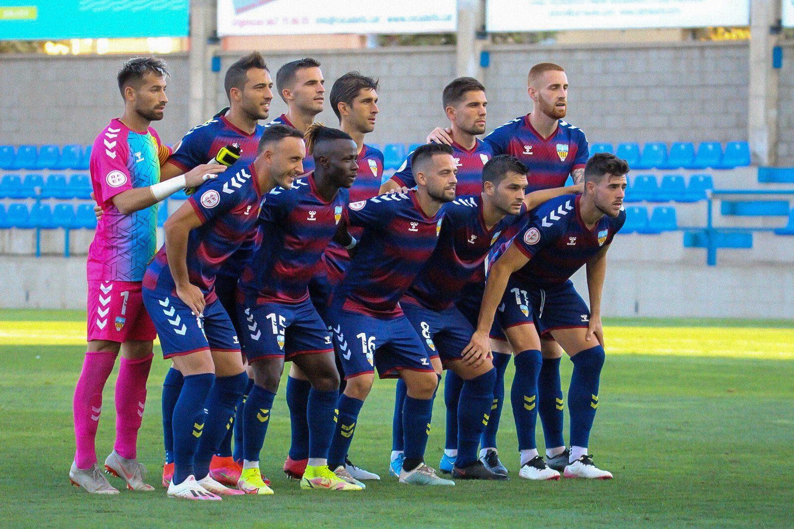 Una alineación reciente del Costa Brava, con Moussa.