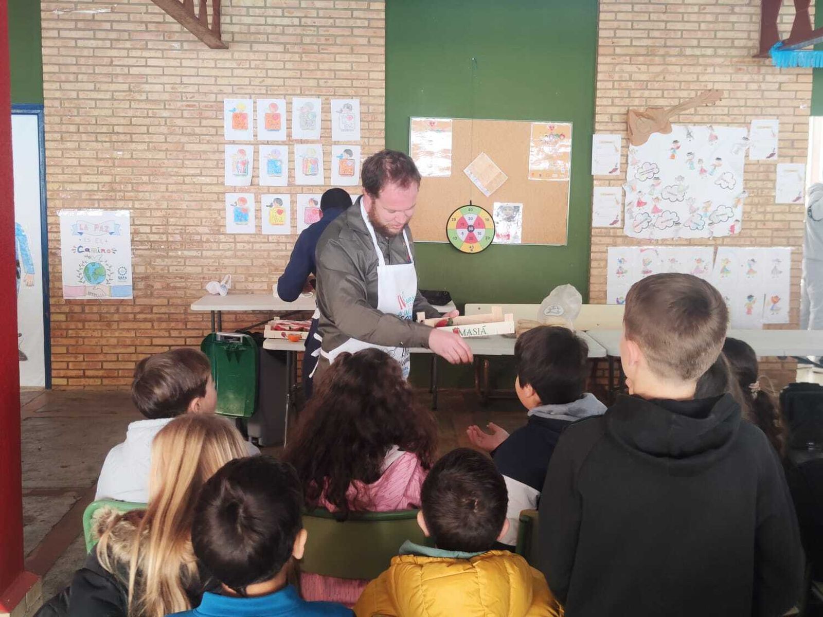 Jornada de gastronomía saludable para niños en el Colegio Safa de Valverde
