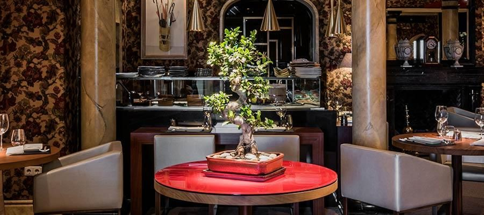 Interior del 99 Sushi Bar del Anantara Villa Padierna Palace de Marbella.