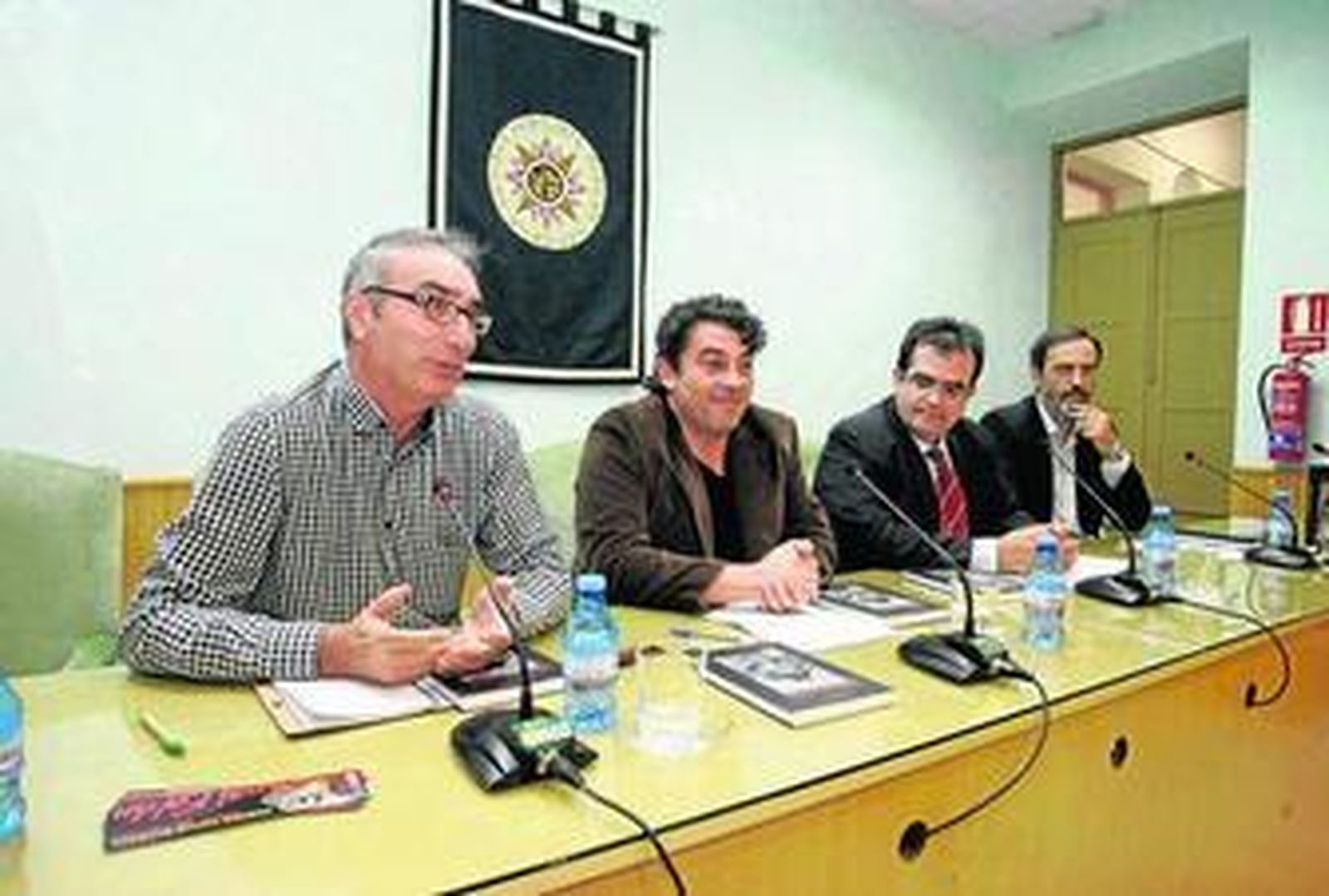 Óscar Rodríguez Barreira acompañado de Andrés Sánchez Picón y Antonio Jesús Rodríguez.