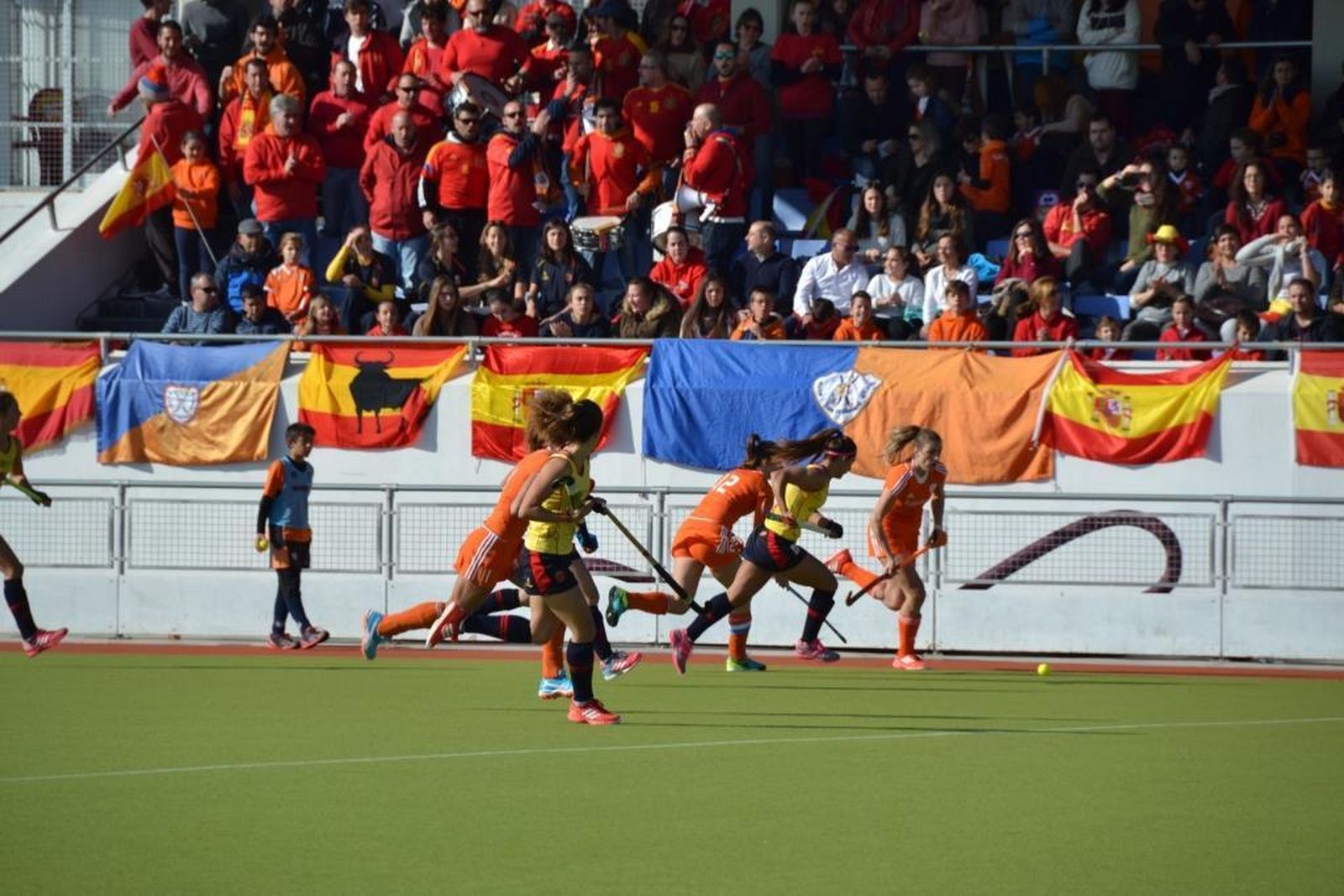 Digno adiós a las holandesas en La Isla