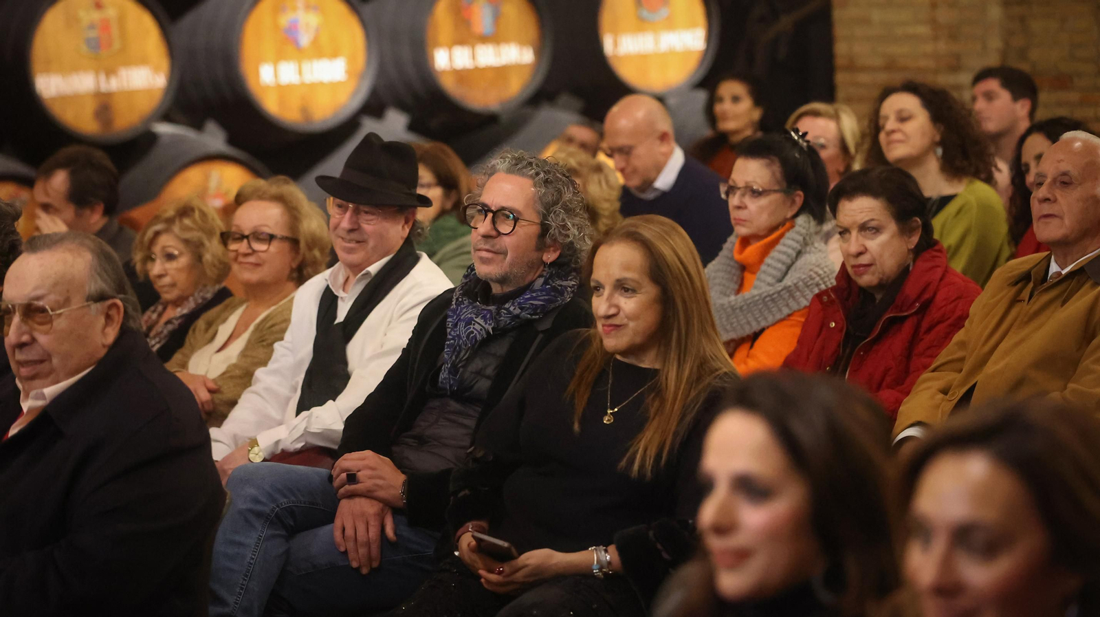 Así fue la presentación del libro de Fran Pereira 'De Chipén , sin ojana' biografía de El Gómez de Jerez