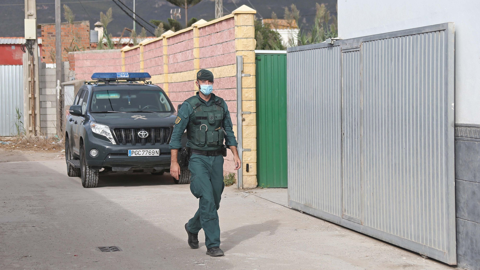 Registro de la Guardia Civil en el Zabal