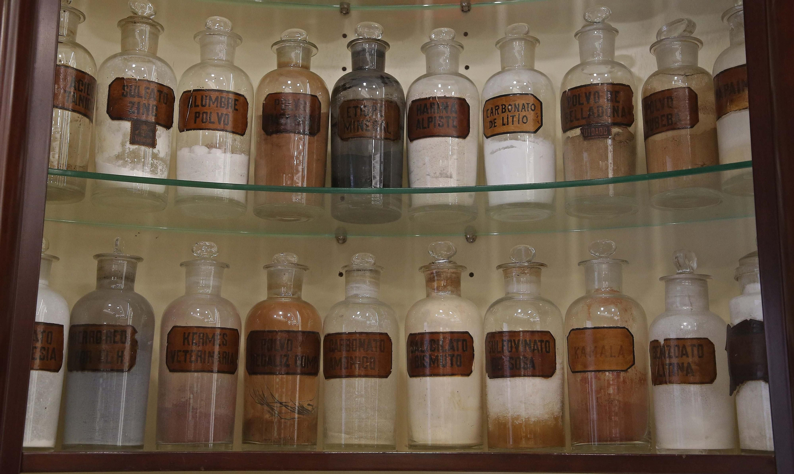 La farmacia Almagro cumple 180 años en Algeciras