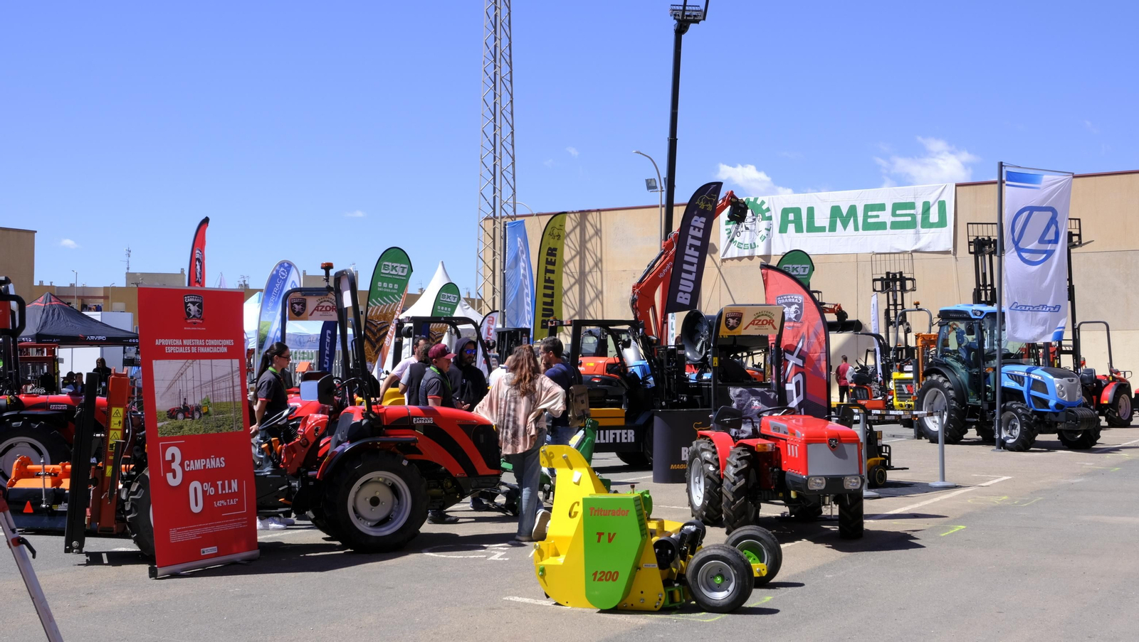 Las imágenes del primer día de Expolevante Níjar 2024
