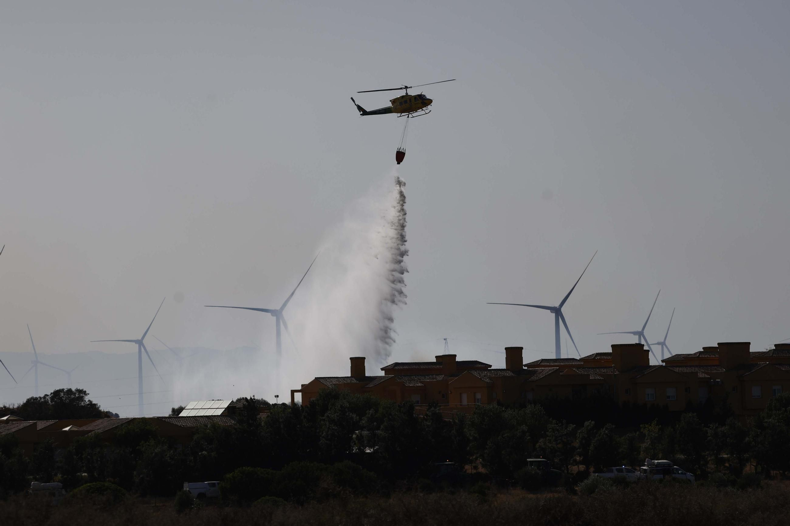 Las fotografías del incendio forestal en Facinas (Tarifa)