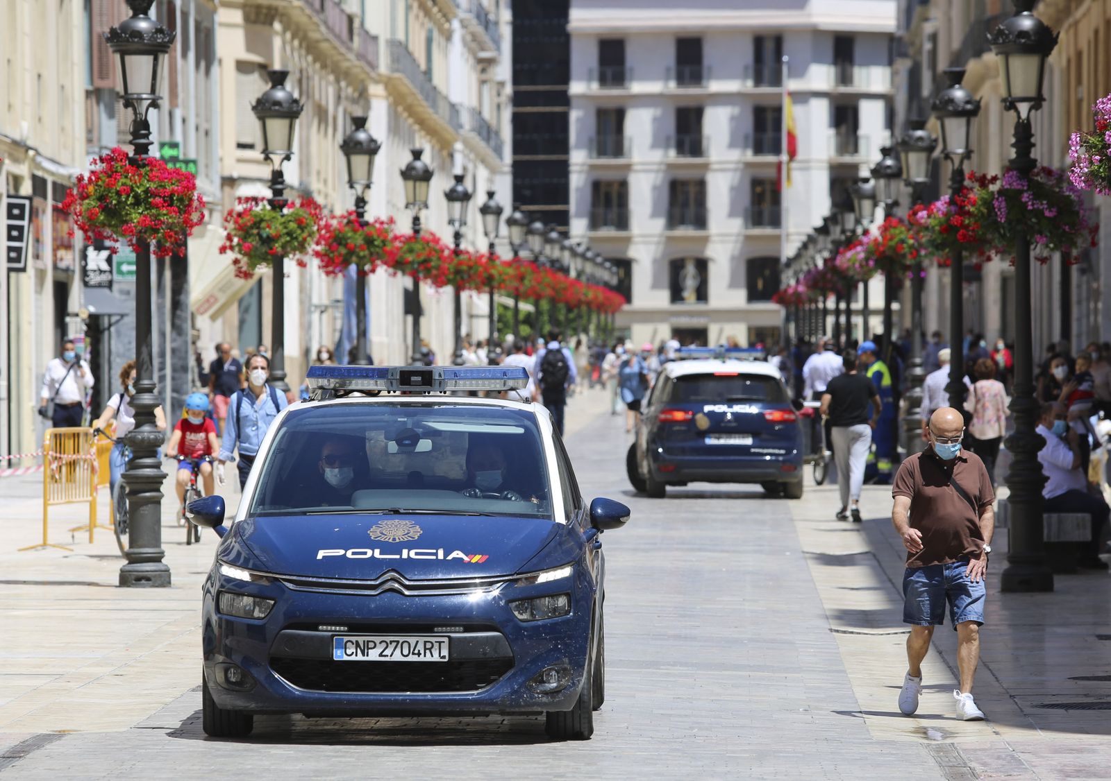 Un coche de la Policía Nacional en Málaga, en una imagen de mayo.