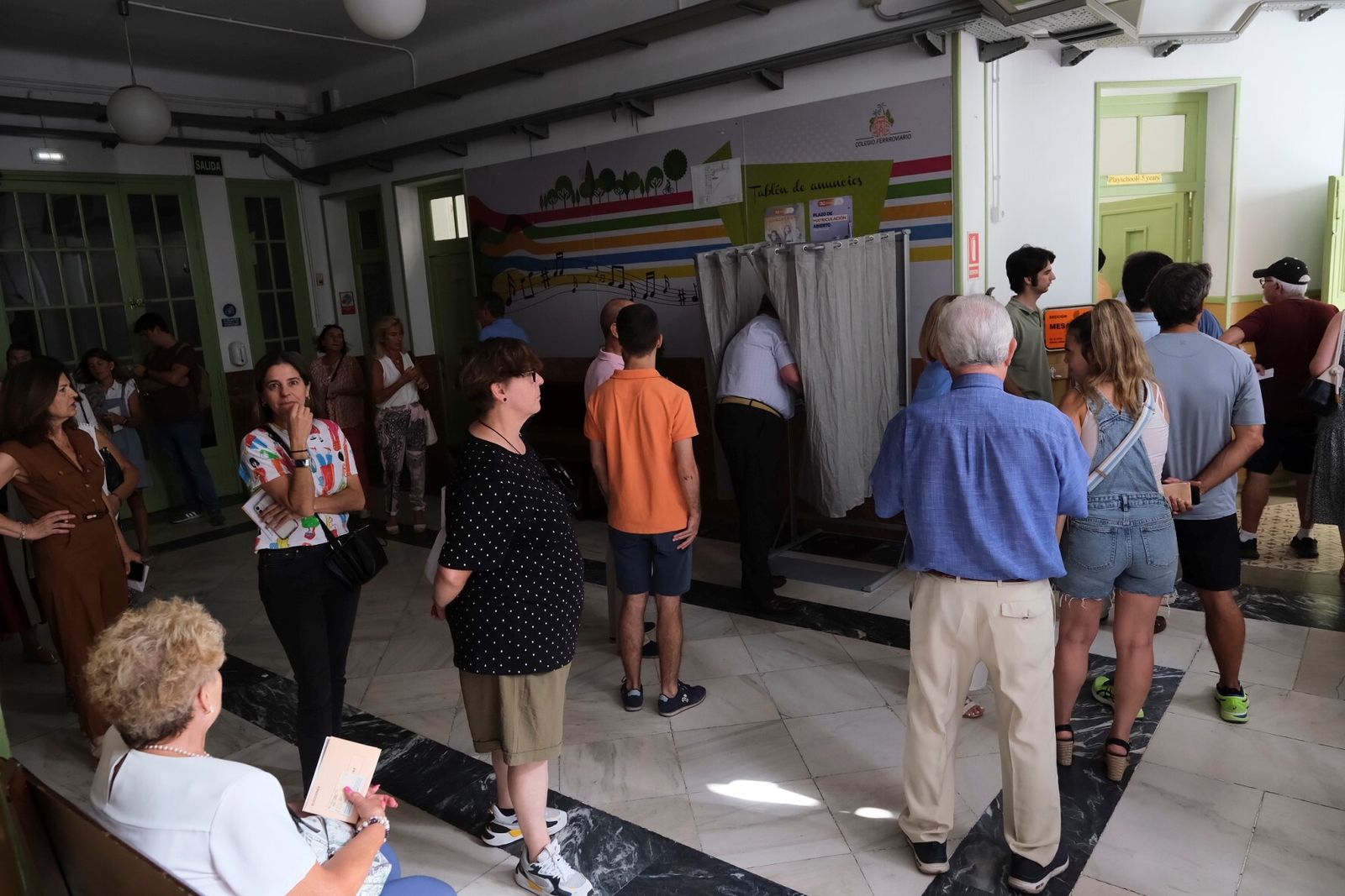 La jornada electoral en Córdoba, en imágenes