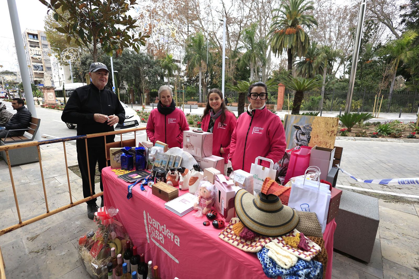 Las fotos del roscón de Reyes solidario en Algeciras