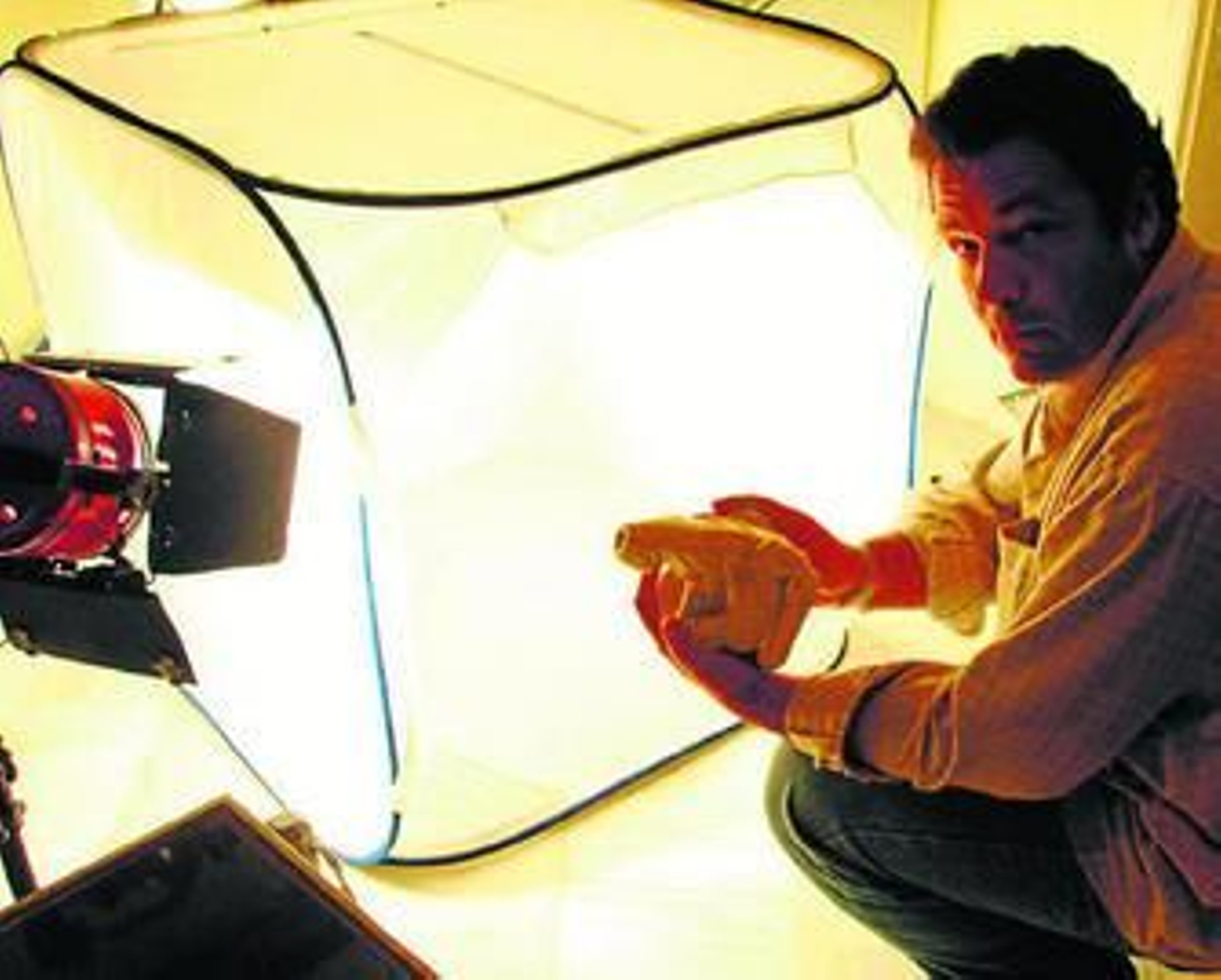 Andrés Adroher dirige la nueva revista 'Bastetania'.