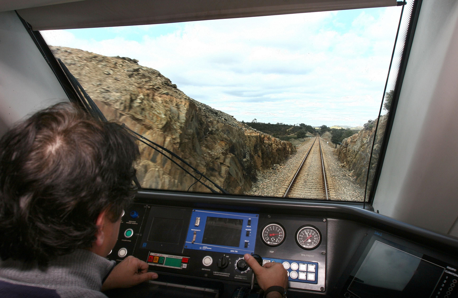 Maquinista del tren de la línea Zafra-Huelva Maquinista del tren de la línea Zafra-Huelva