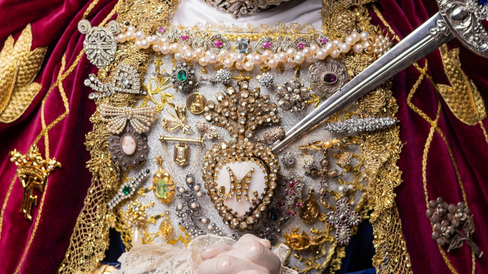 Fotogalería ‘Granada bajo palio’ 2025: Nuestra Señora de los Reyes