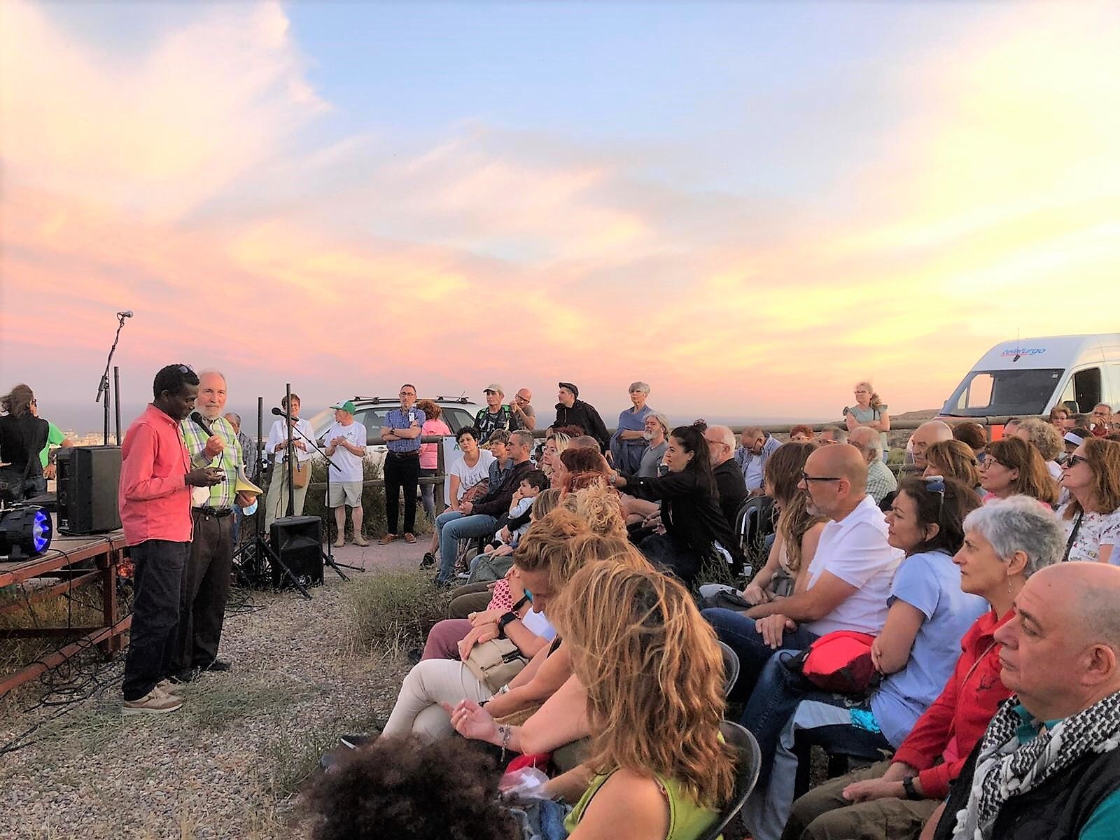Ismael Diadié leyó un poema que impresionó a todos.