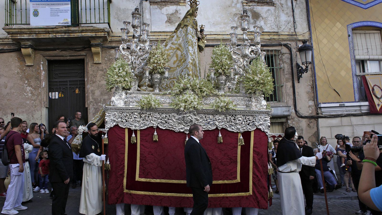 Salida procesional de la patrona de Cadiz