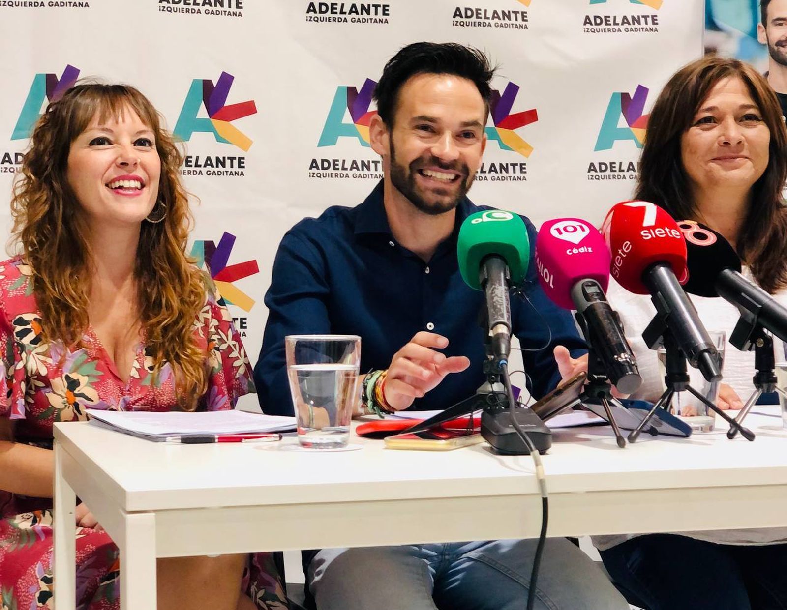 De izquierda a derecha Lorena Garrón, David de la Cruz y Helena Fernández, en la rueda de prensa de este martes.