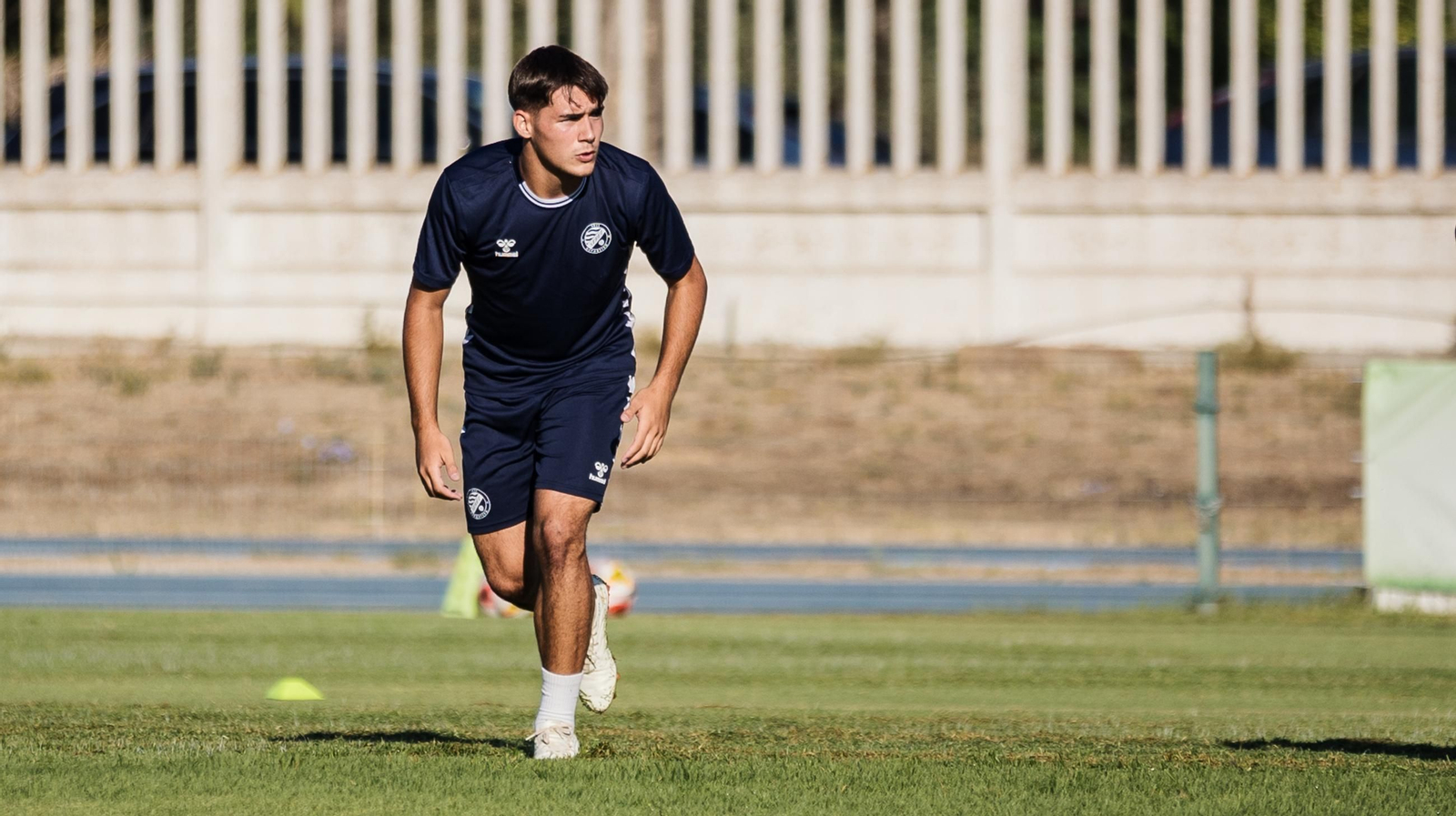 Las mejores imágenes del primer día de entrenamiento del Xerez DFC