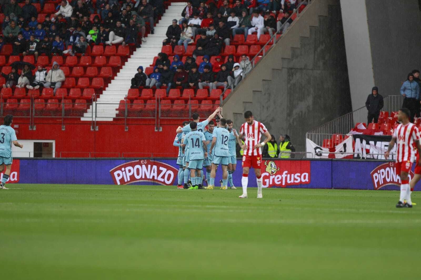 Los navarros celebran uno de sus goles.