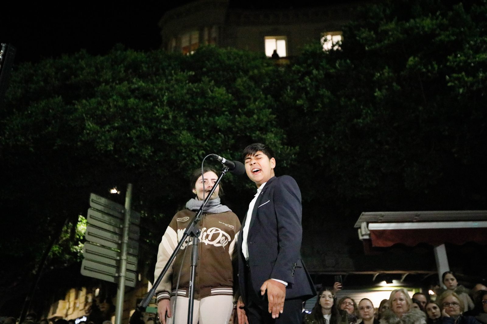 La procesión del Encuentro, en imágenes