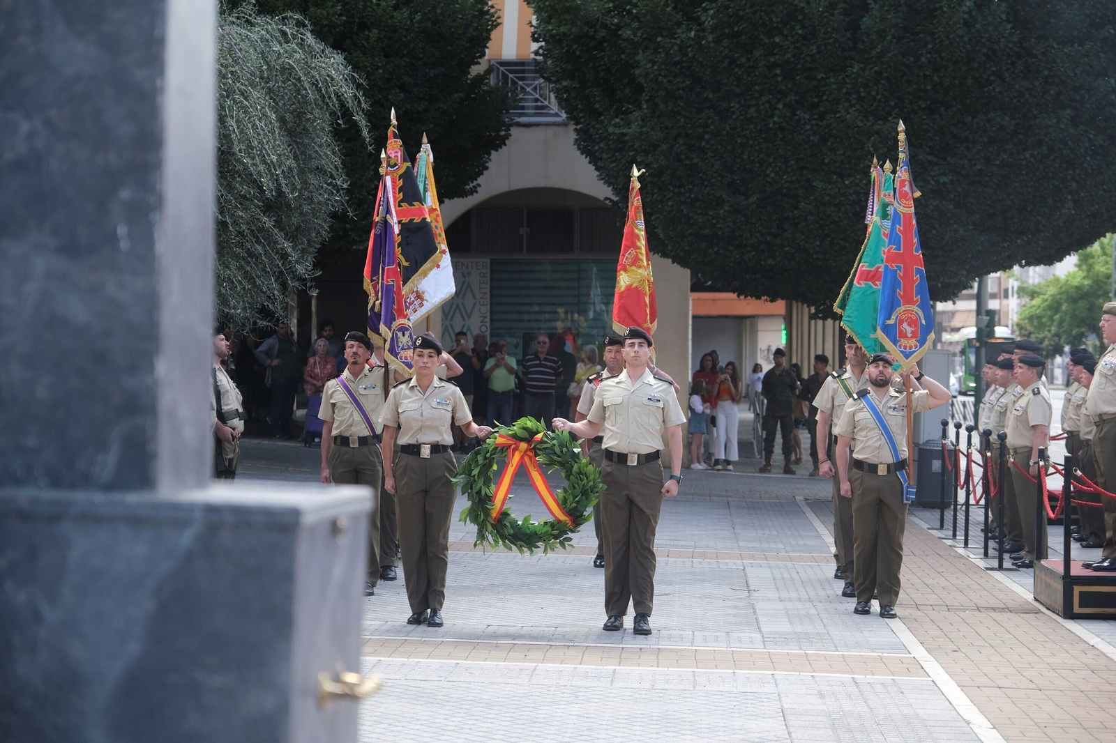 El homenaje de la Brigada de Córdoba al teniente Rafael Carbonell, en imágenes