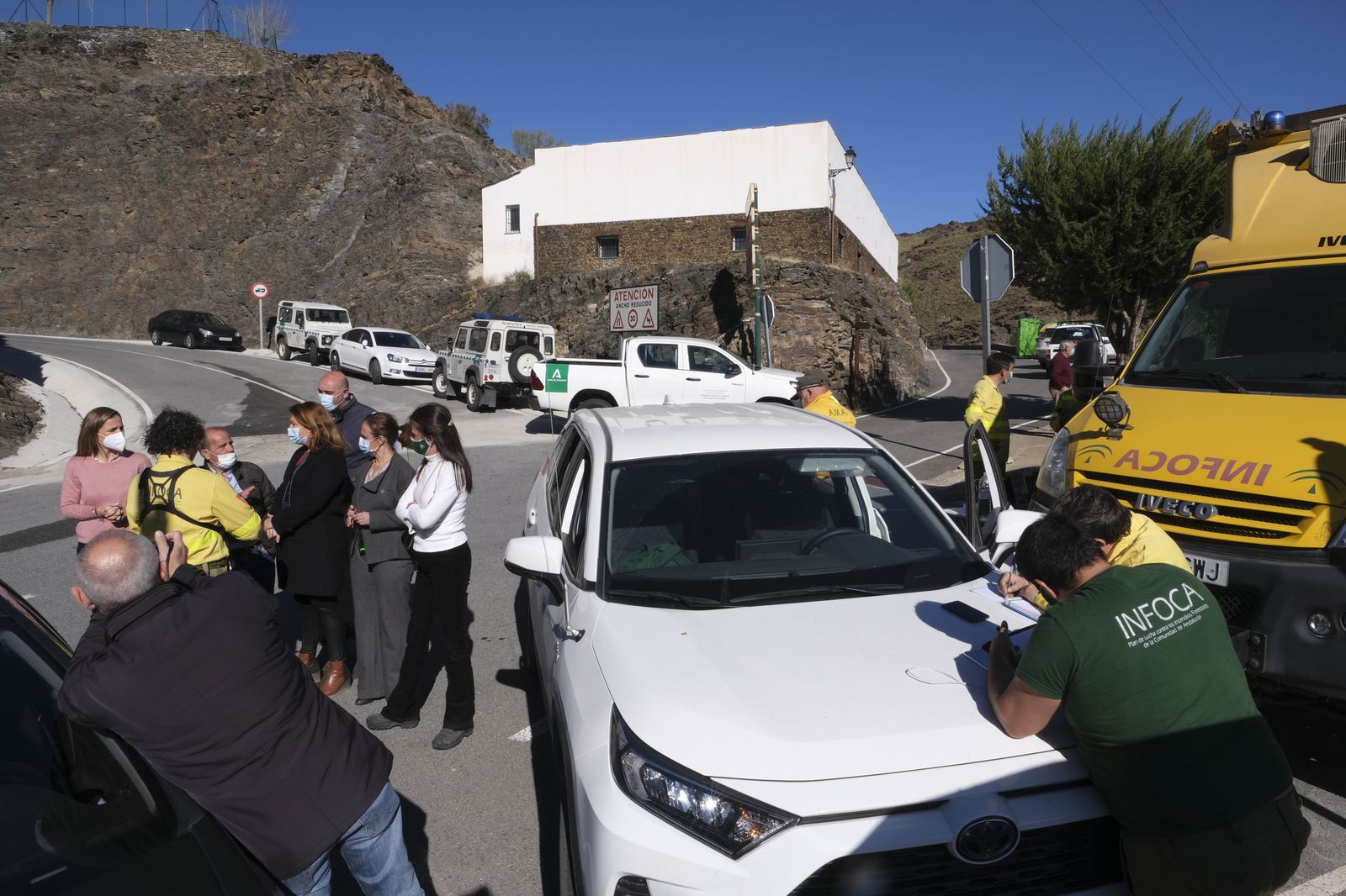 Fotogalería incendio en Castro de Filabres. Almería