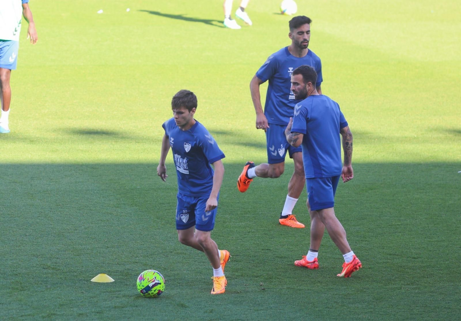 Primer entrenamiento de esta semana del Málaga, en fotos
