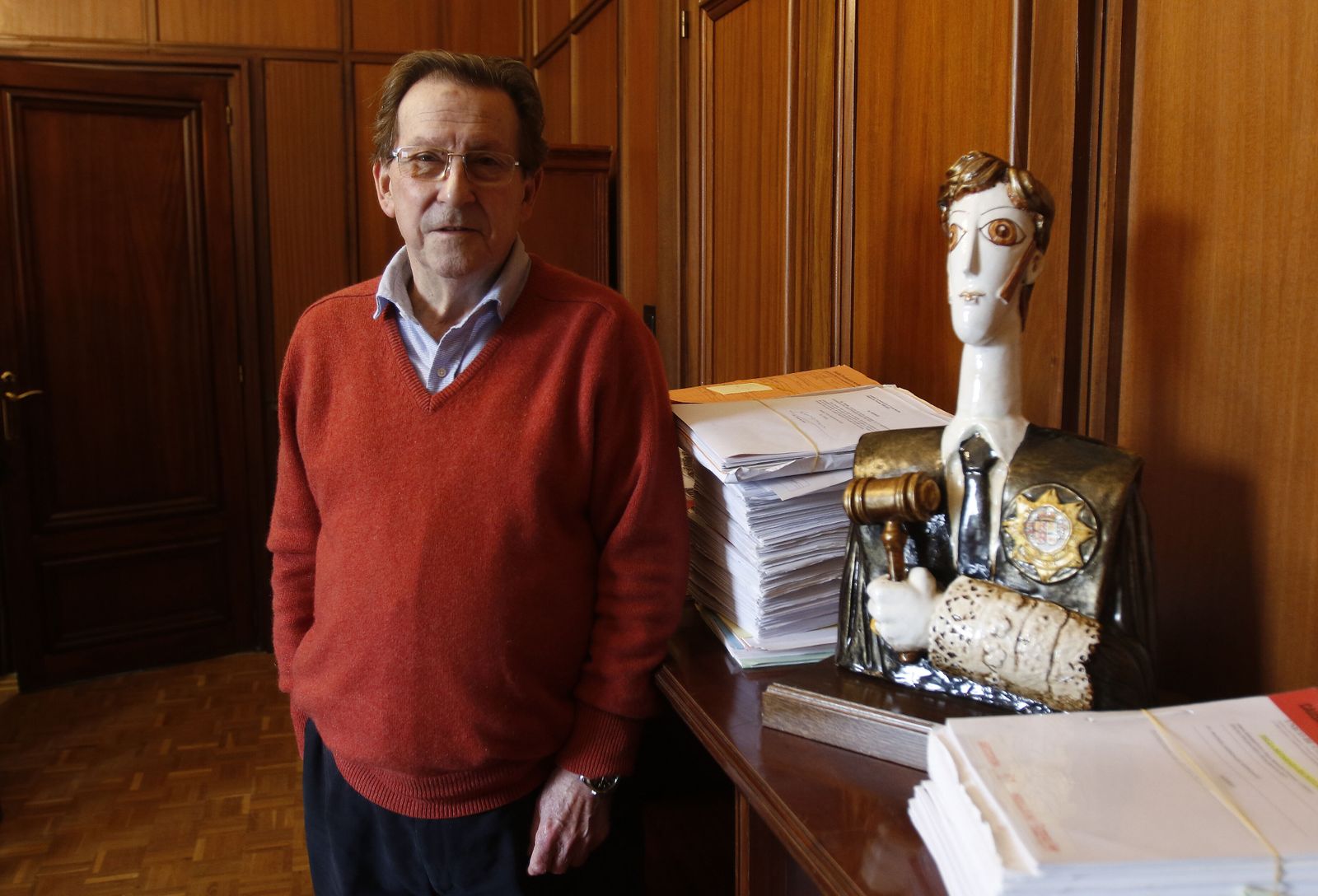 Emilio de Llera, en su despacho de la Fiscalía