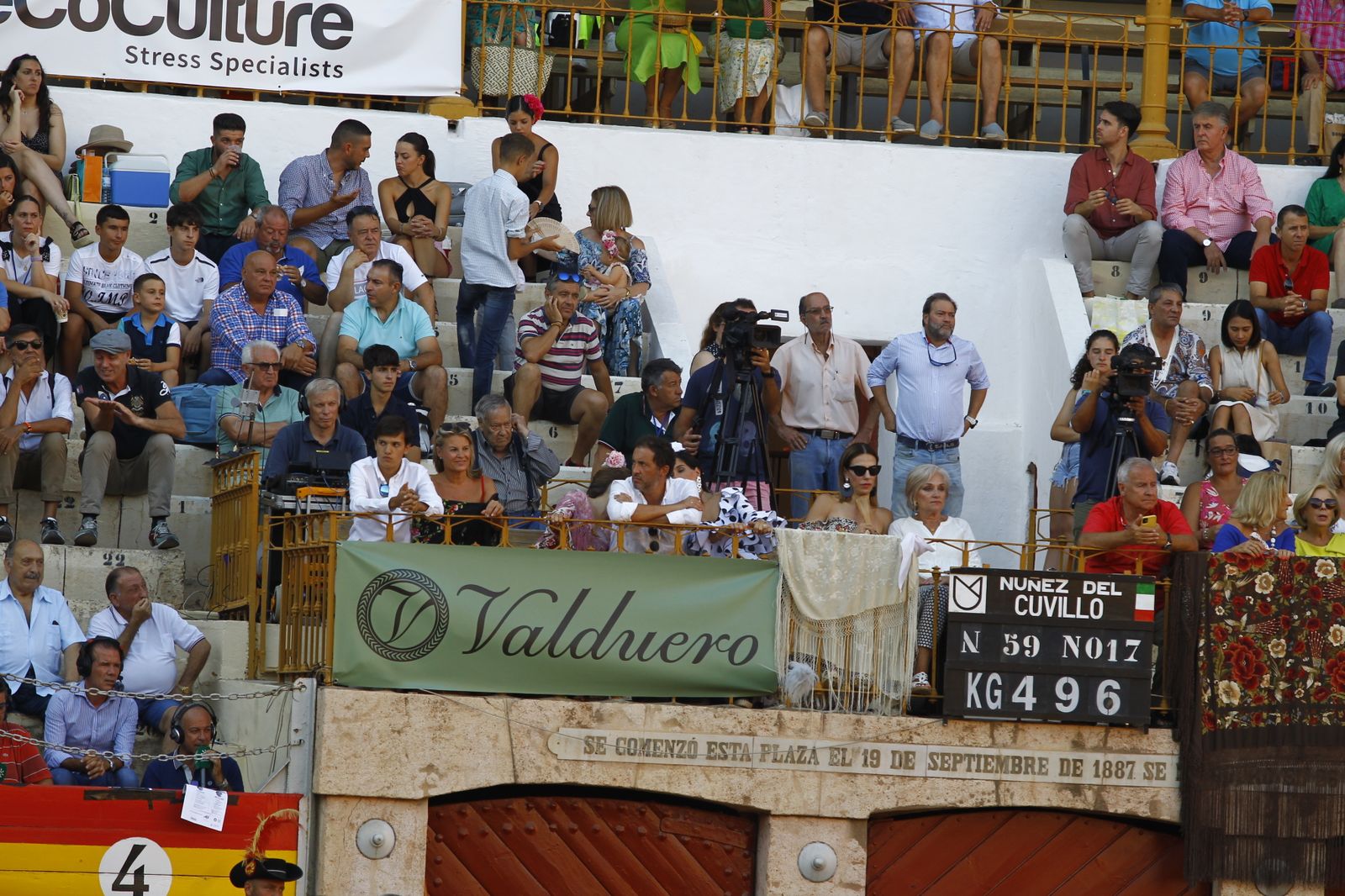 Imágenes del ambiente de la corrida de toros de la Feria de Almería