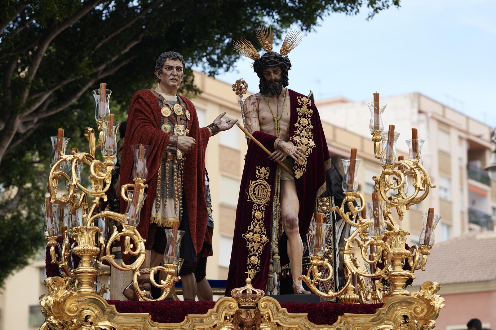 Humildad el Domingo de Ramos en Málaga, en imágenes