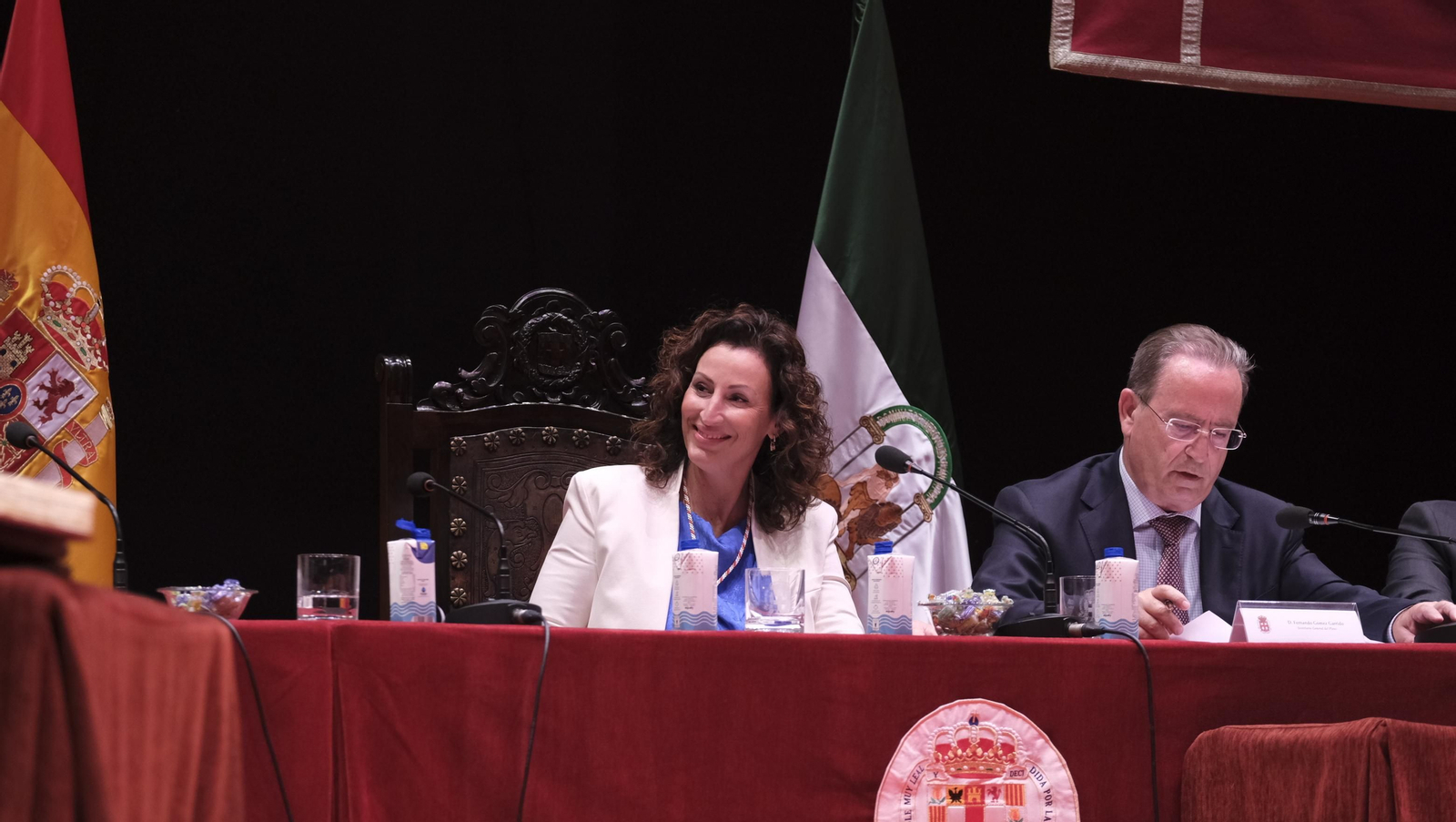 Imágenes de la constitución de la Corporación Municipal de almería, con María Vázquez como Alcaldesa