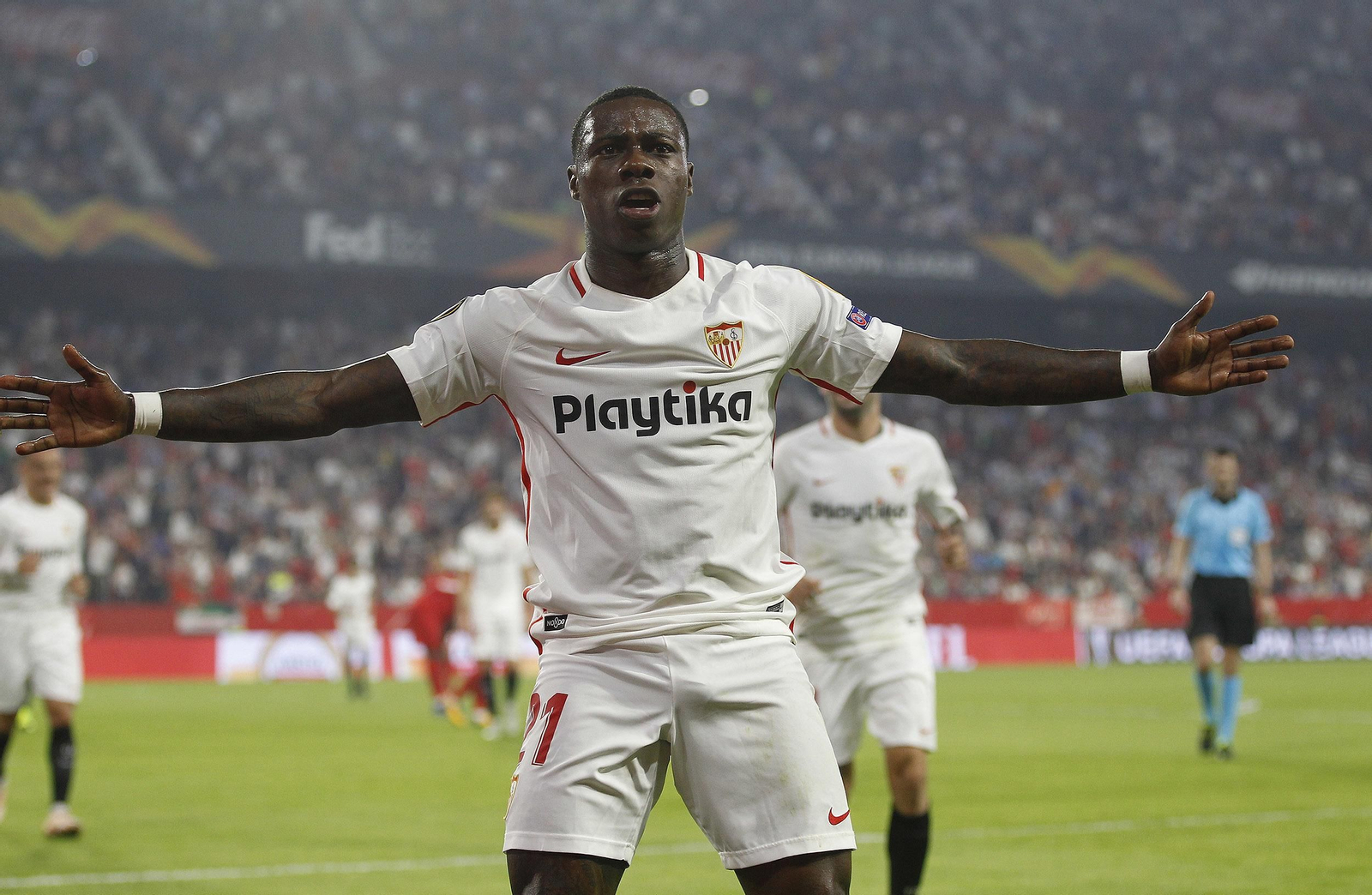 La imágenes del Sevilla-Akhisarspor