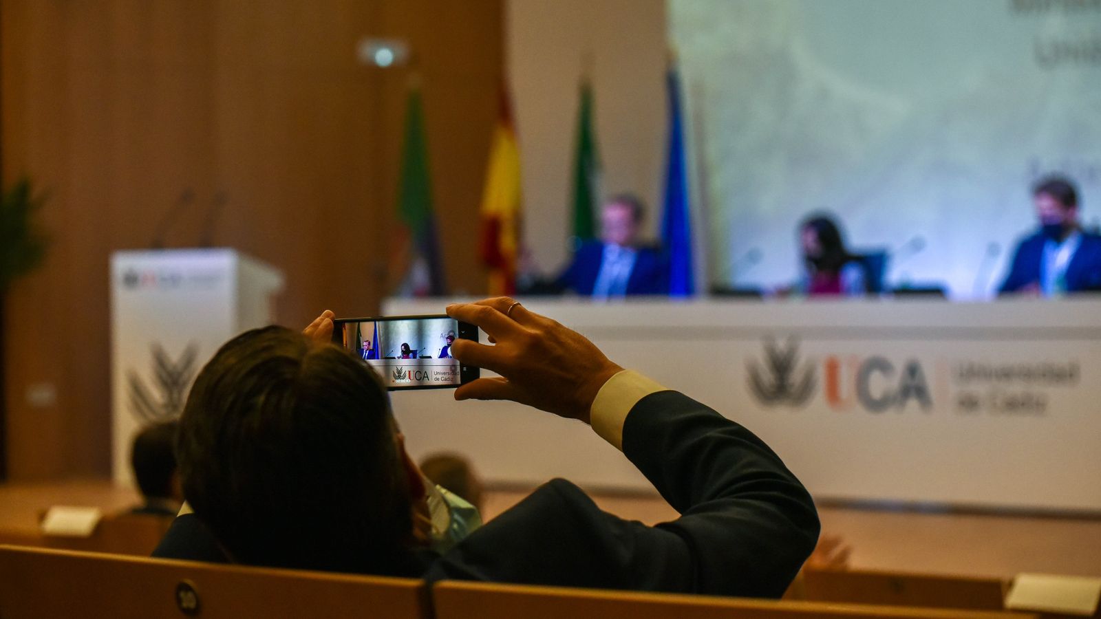 Fotos de la reunión del secretario de estado para la UE y los aalcaldes del Campo de Gibraltar