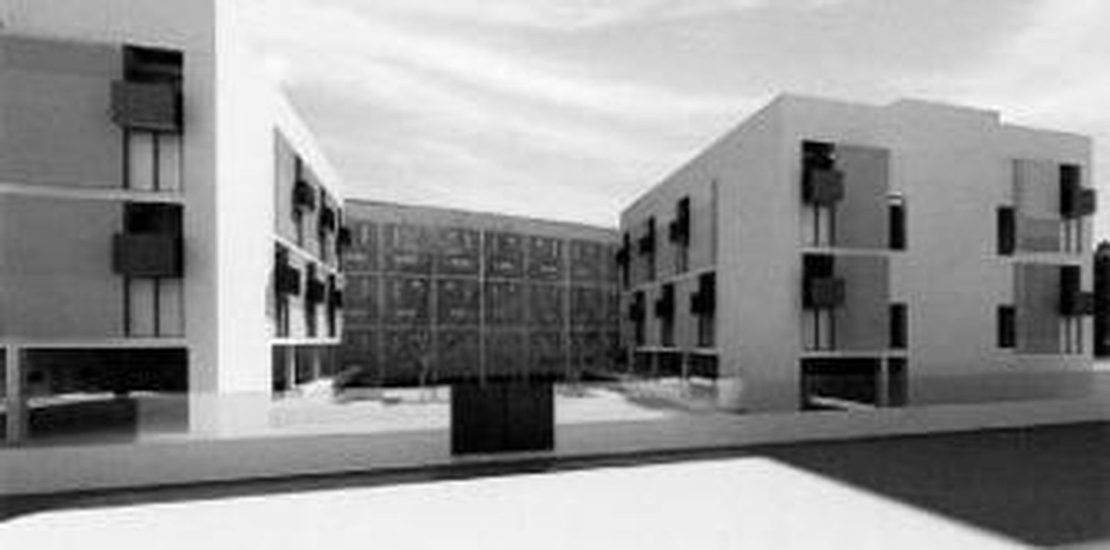 1. Uno de los proyectos previstos para la zona de la Universidad, del arquitecto sevillano Rafael Muñoz. 2. Edificio concebido por Manuel Reyes, para venta, en Parque del Norte. 3. Proyecto para Morillas.