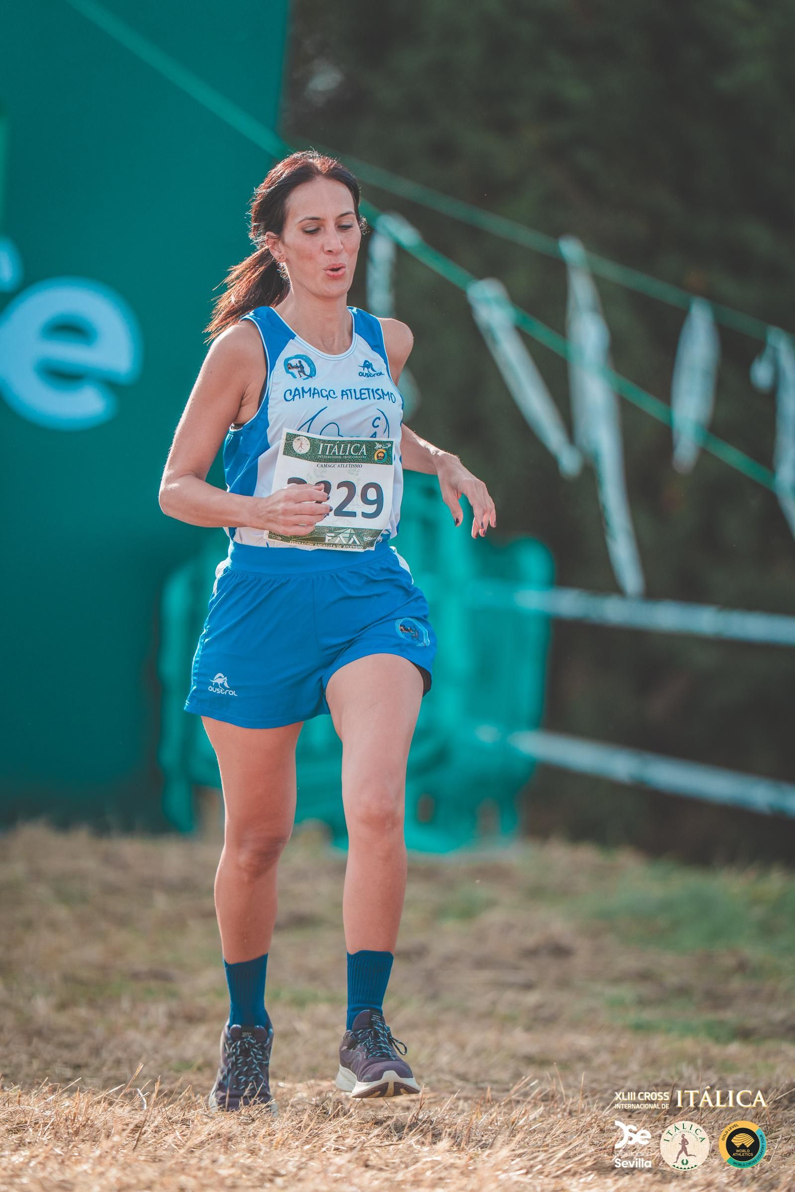 Búscate en las fotos del Cross de Itálica 2025 | 3