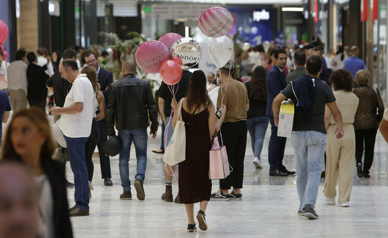 La apertura del centro Lagoh, en imágenes
