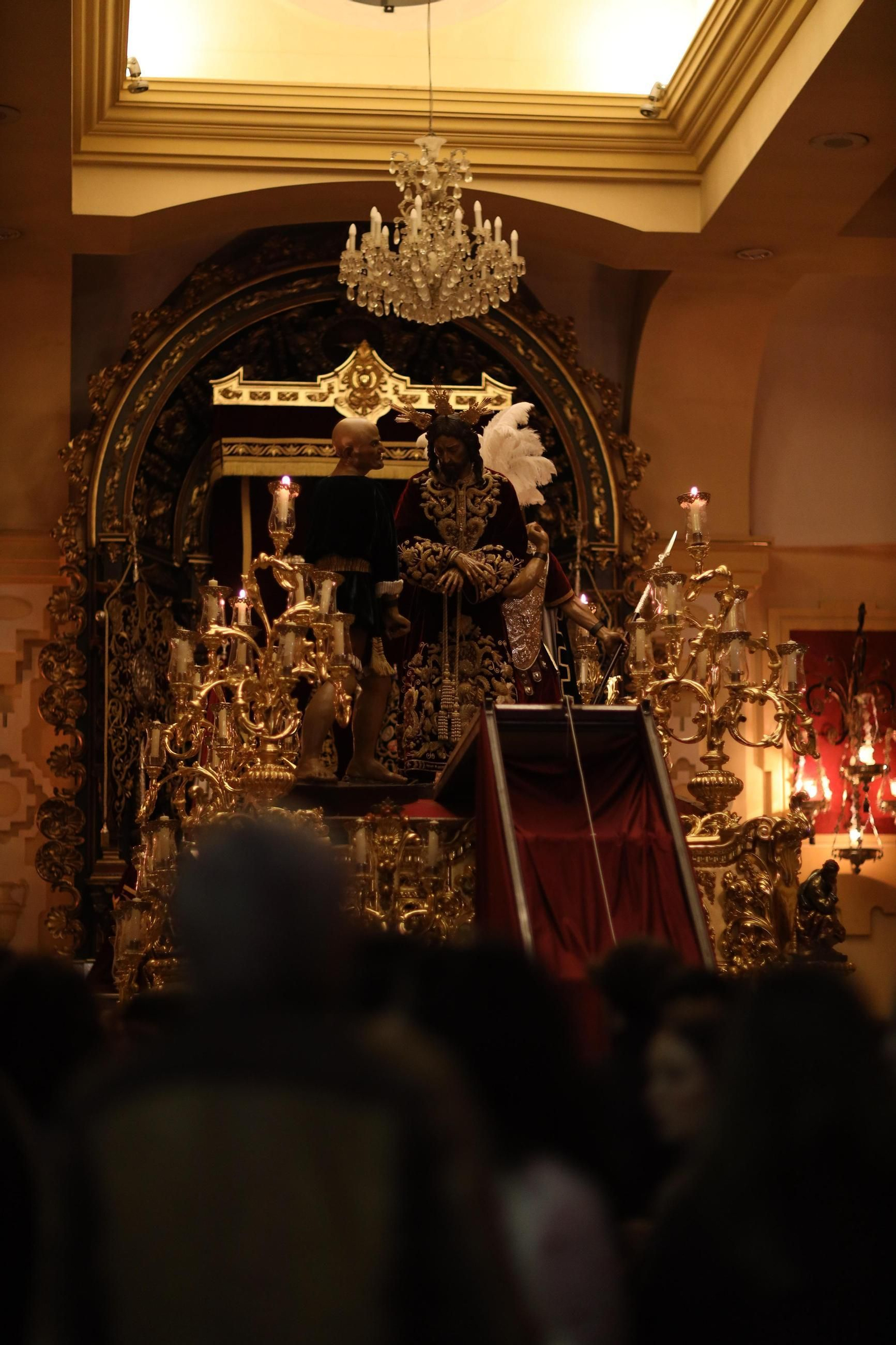 Semana Santa Málaga 2025 | Los traslados de Estudiantes, Paloma y Esperanza, en fotos