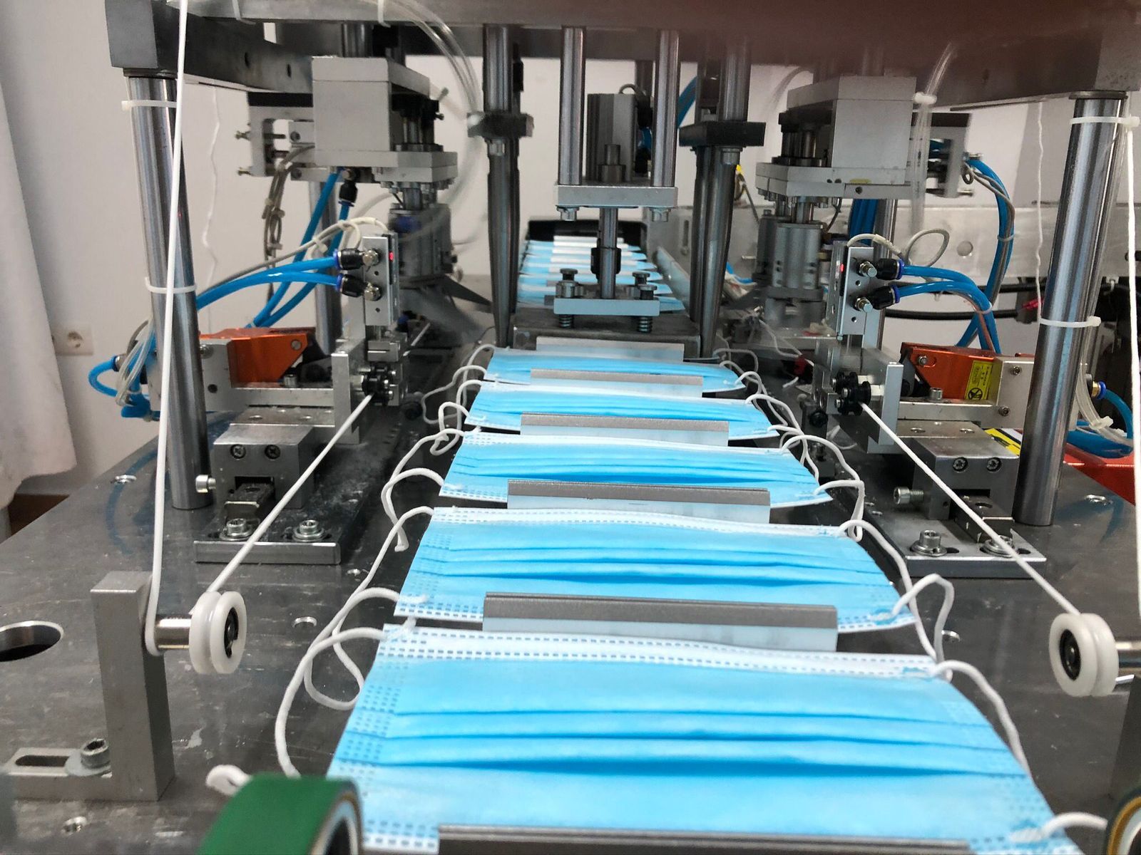 Mascarillas fabricadas por la empresa onubense HERCE