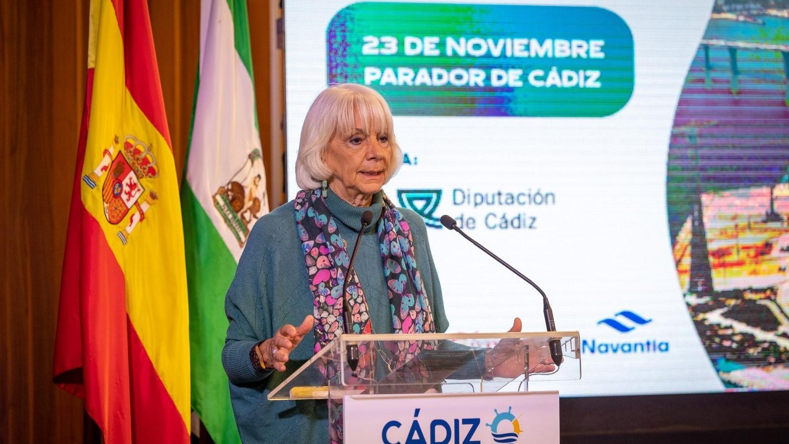 La presidenta de la APBC, Teófila Martínez, durante el discurso inaugural del foro.