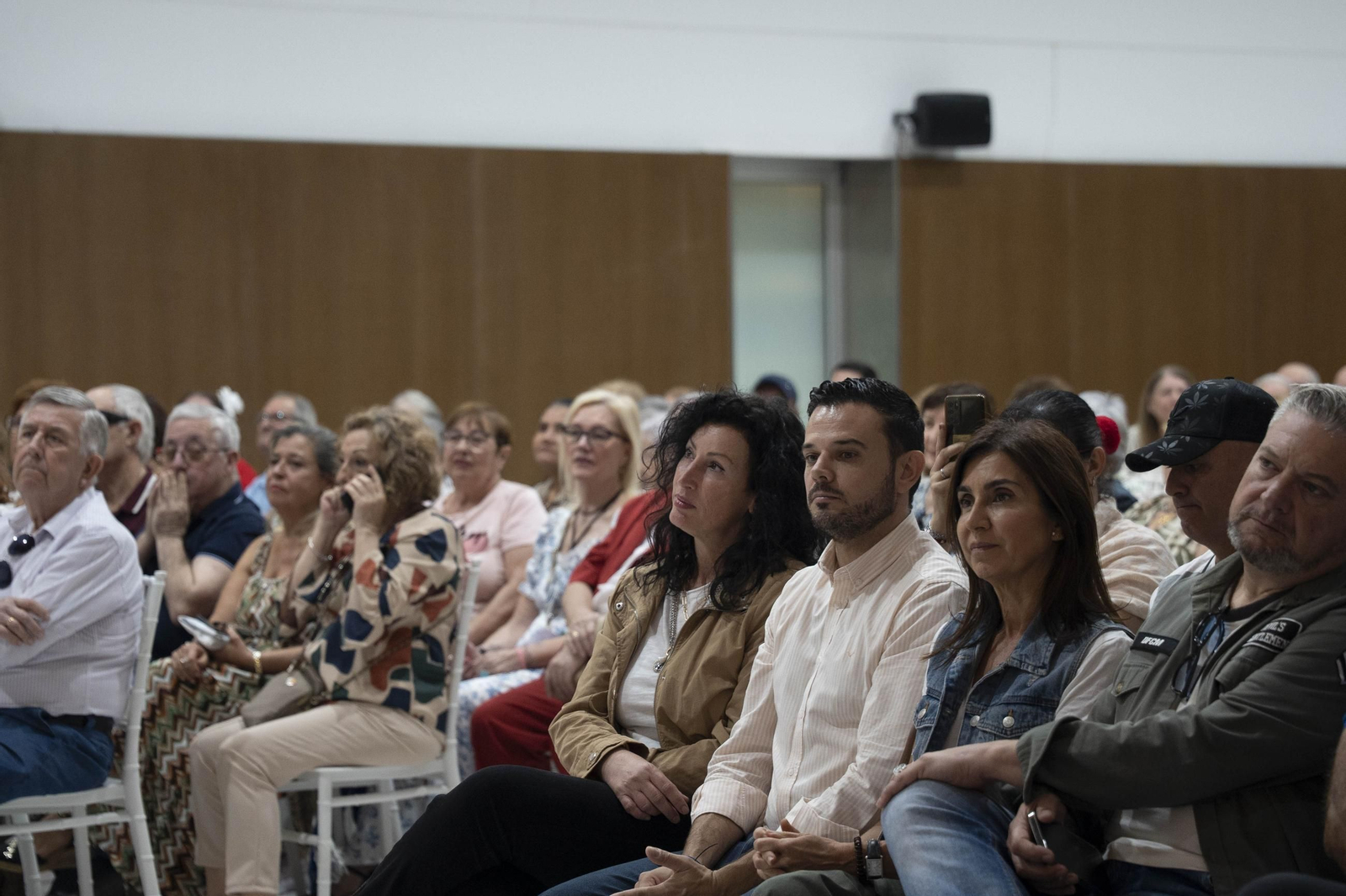 El encuentro Vecinal en el Palacio de Exposiciones y Congresos ‘Cabo de Gata – Ciudad de Almería’ de El Toyo, en imágenes
