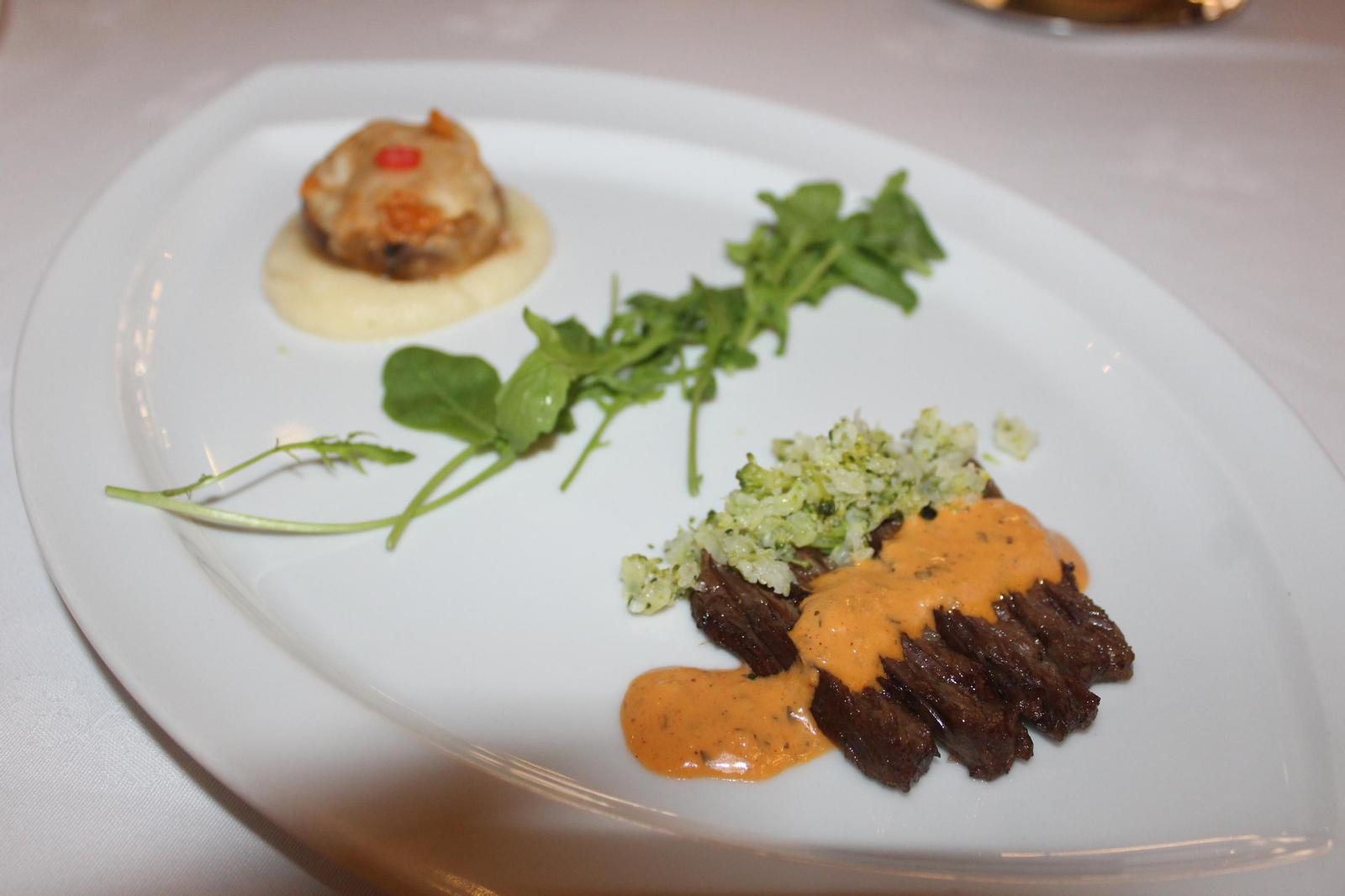 Las mejores fotos de la Terraza Carmona y sus jornadas del toro bravo en la cocina