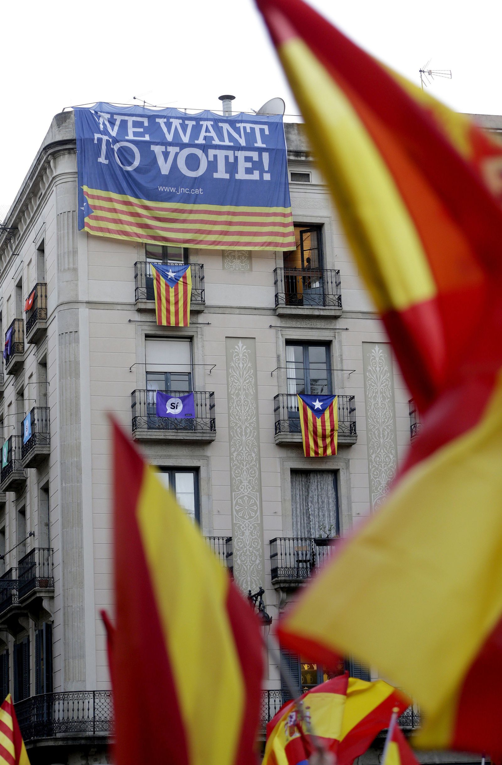 La marcha por la "unidad de España" en Barcelona, en imágenes