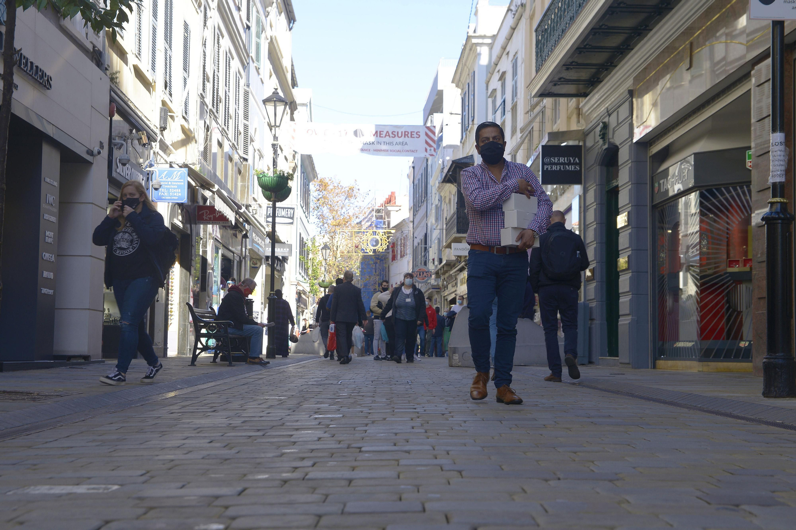 La calle Real de Gibraltar, a mediados de diciembre.